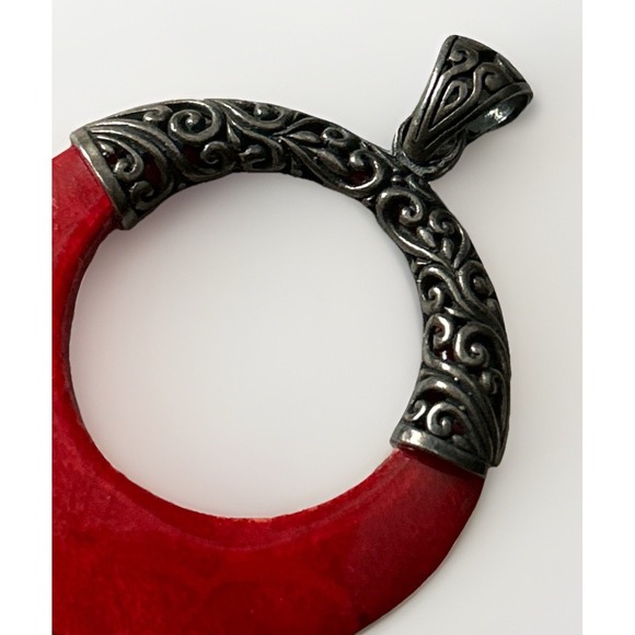 Sterling Silver Red Coral Disc Pendant Handcrafted Bali Thai Style Scrollwork - Picture 3 of 9